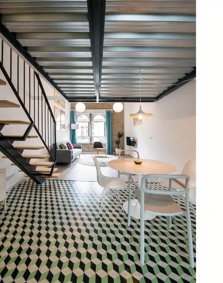 Pop Art Feria Luminoso Duplex Con Terraza Privada Appartement Sevilla Buitenkant foto